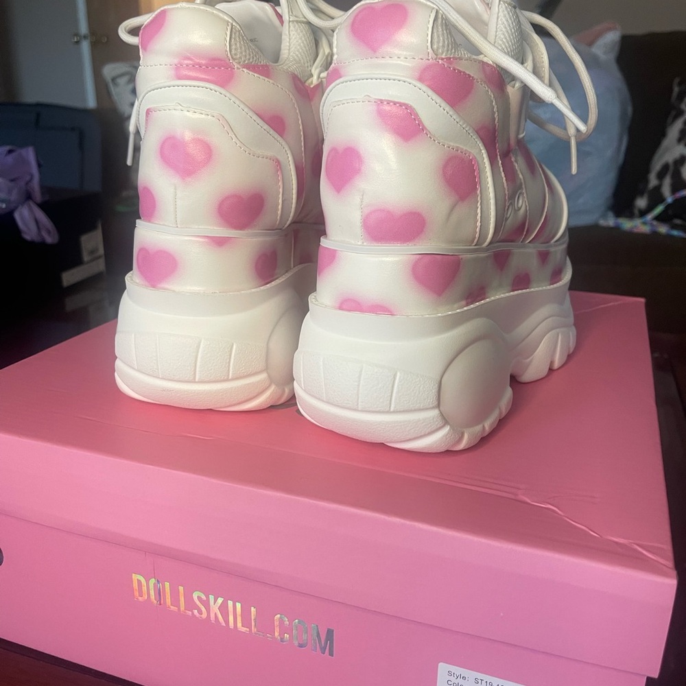 SUGAR THRILLZ FAIRYWALKER by DOLLS KILL Heart Patterned platform sneakers - Picture 12 of 15
